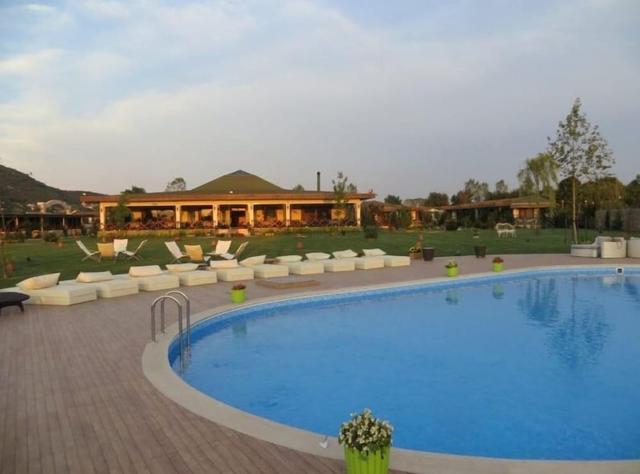 Riva's Club
