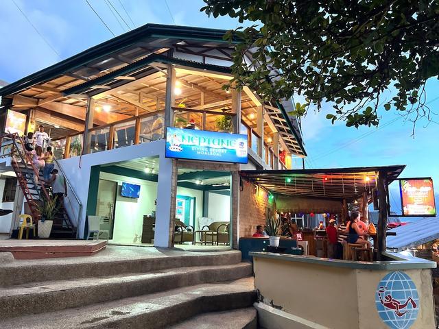 نيبتون دايفينج ريزورت مولبول