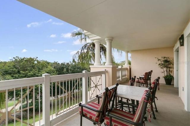 ريونيون 5 هيتد بوو ازا إ ٕلابس