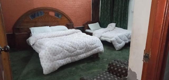 هوتل هيلز بارك