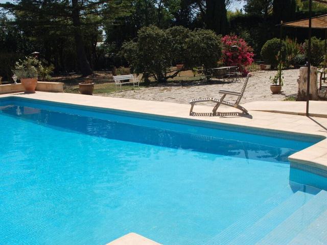 كامارجو مودرن ريتريت