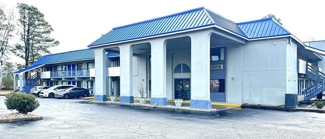 رودواي إن آند سويتس بليمث هايواي 64