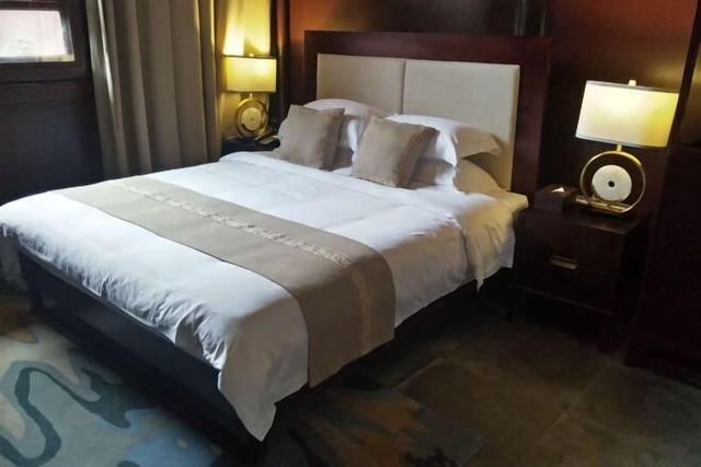 Xinglong Street Courtyard Hostel