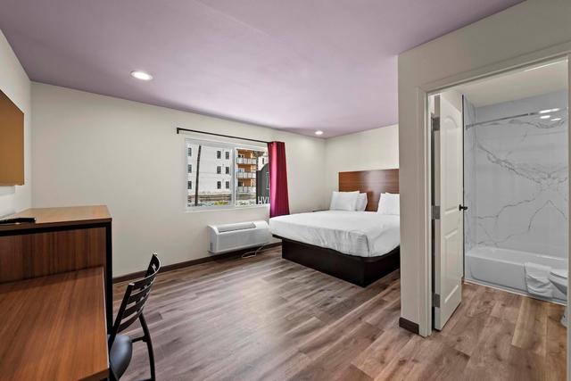 هيلاند إن لونج بيتش