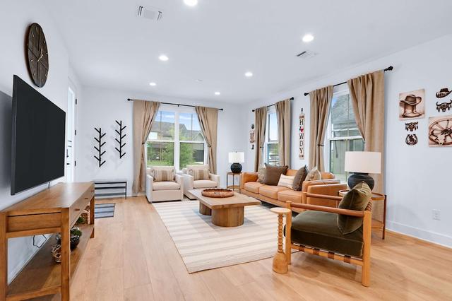 شيك مودرن فارم هاوس - مينتس تو أفريثينج