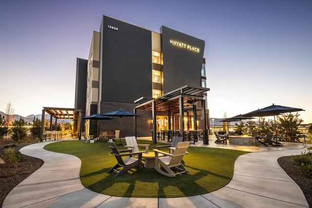 حياة بليس رينو