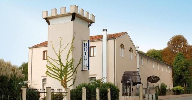 هوتل أل باركو