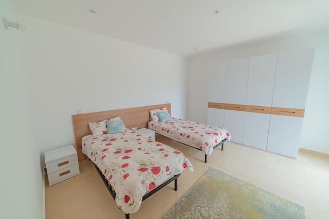 لاكشري سي فيو آند بول