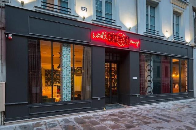 فندق كرايون روج