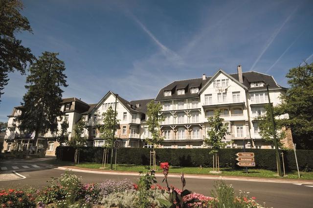 راديسون بلو بالمورال هوتل، سبا