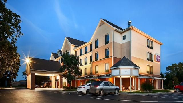 بست ويسترن بلس كالامازو سويتس