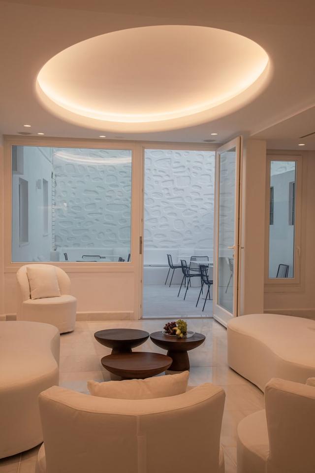 بيتاسوس تشيك هوتل