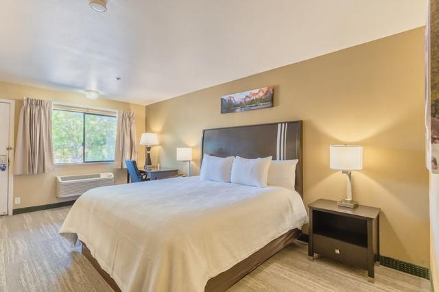 ذا أوكرست إن آت يوسميت