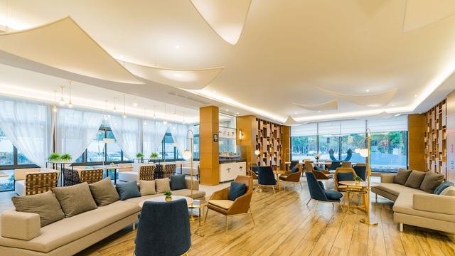 أتور هوتل جينوان بلازا ريلواي ستيشن تيانجين