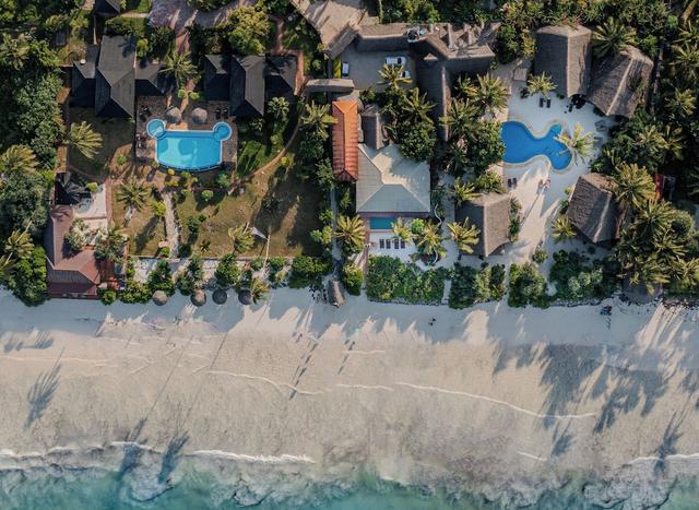 مارافيكي بيتش هوتل آند سبا