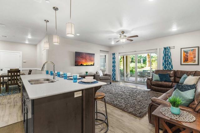 والكينج أون سن شاين غراوند ليفيل