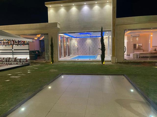 Comfy Chalet with Pool |4457