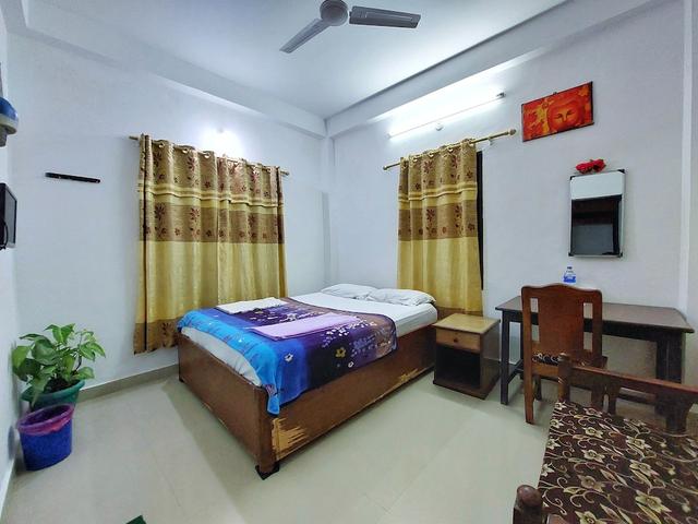 لومبيني جاردن لودج