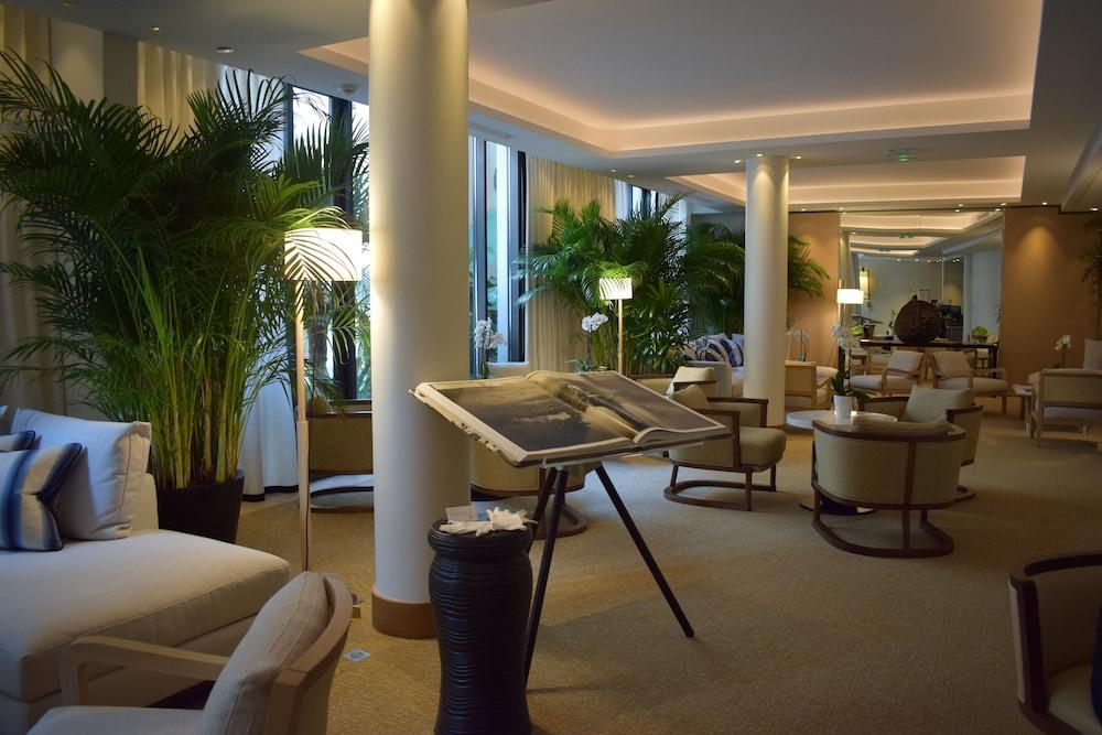 Five Seas by Inwood Hotels