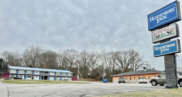 رودواي إن تشيرش هيل - تري سيطيز أريا