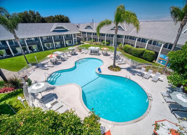 كارلزباد باي ذا سي هوتل