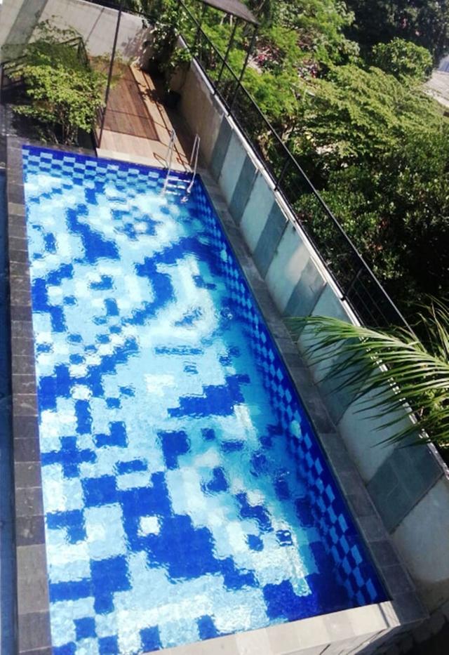 آغريا هوتل بوجور