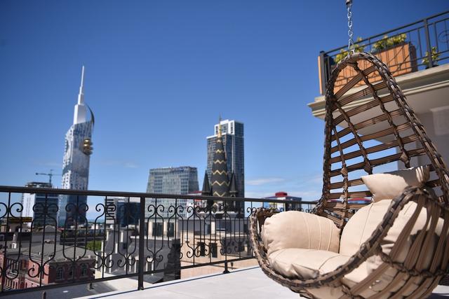 هوتل مونارش