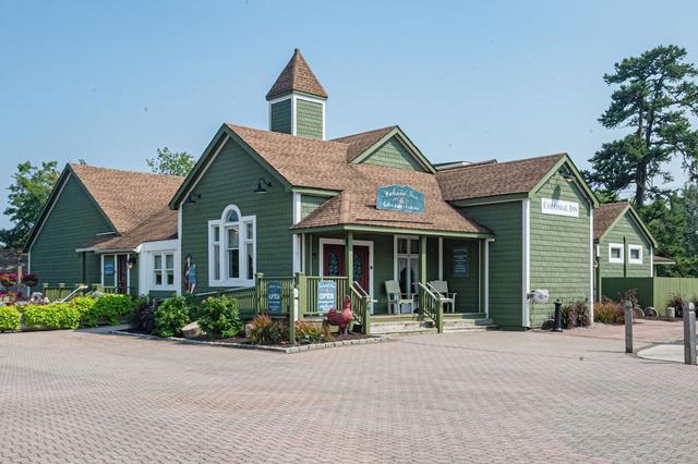 كولونيال إن