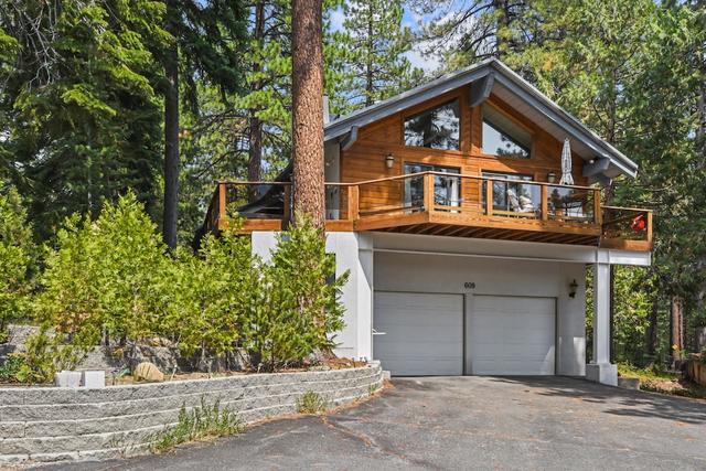 تومبلويد ترايلس ديك آند هوت توب!