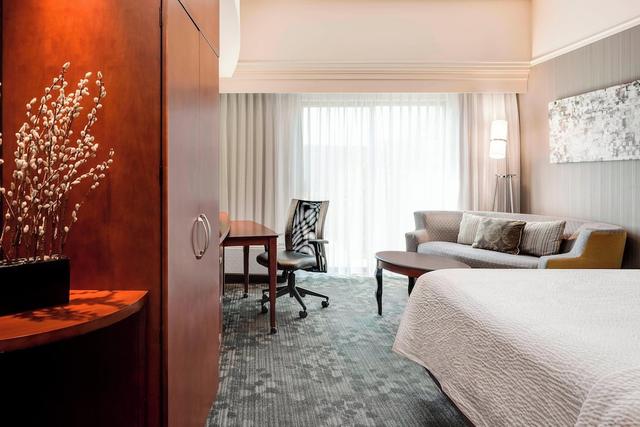 كورتيارد باي ماريوت كولومبيا ميسوري