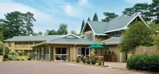 ثري ريفرز لودج