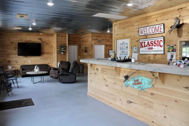 ذا كلاسيك إن