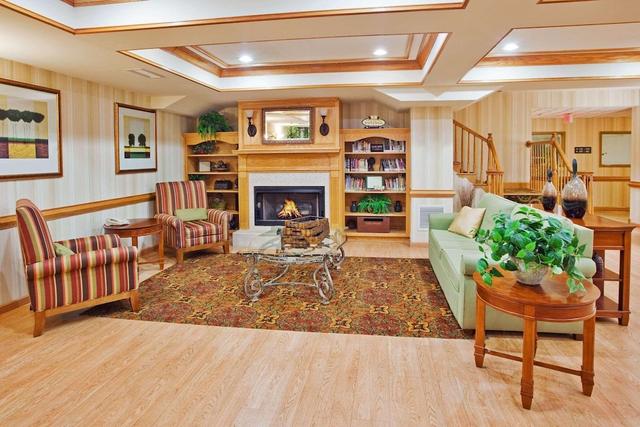 كانتري إن آند سويتس باي راديسون، ماكدونو، جورجيا