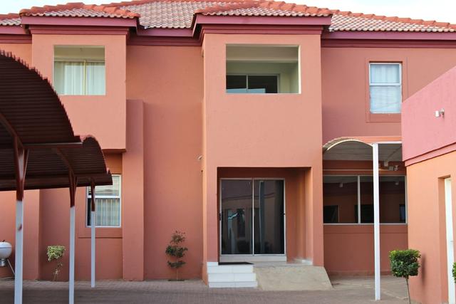 موجواس بيد آند بريكفاست