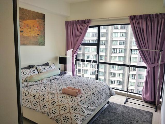 ذا هايف باي فليشسي هوم