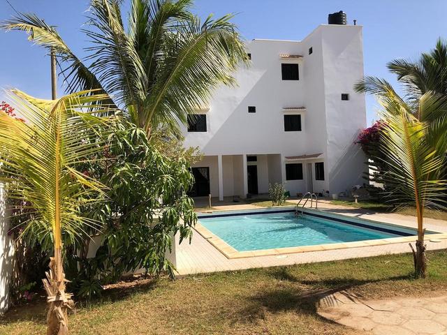 ريزيدانس ليدل