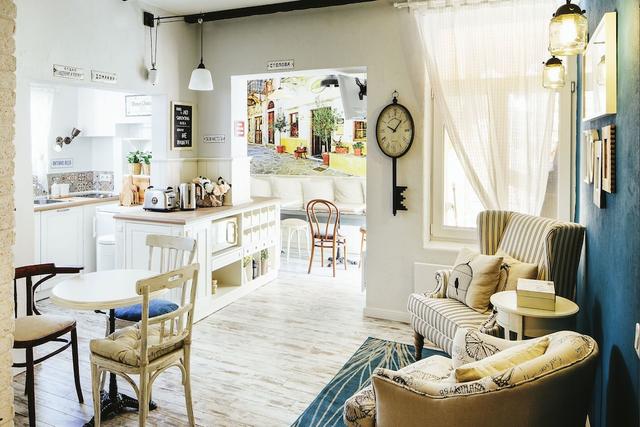 5 فينتاج جيست هاوس