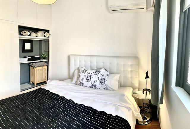 Impeccable 3-bed Apartment in Athens