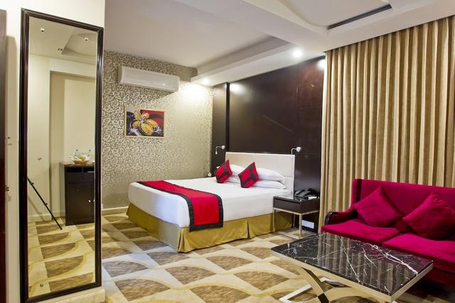 Innotel Luxury Business Hotel