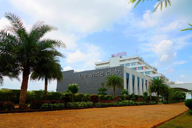 في دبليو كانيون