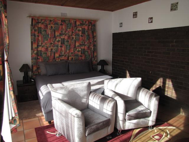 إن فينيتي إمباير