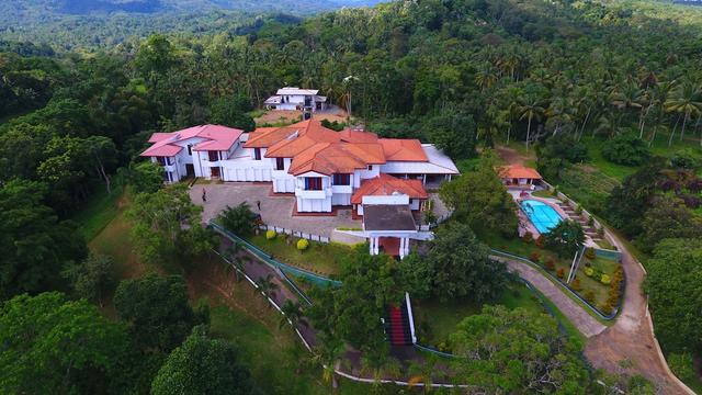 أوين ريتش ريزورت