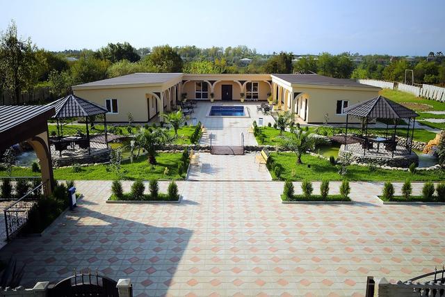 أواسيز فيلا