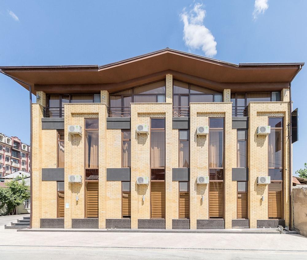 أوريون هوتل