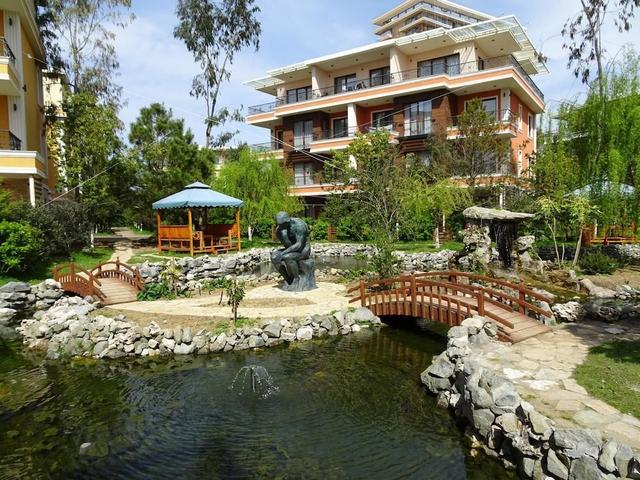 بريميوم أبارتمنت أون ذا بيتش أواتسيز هوتل