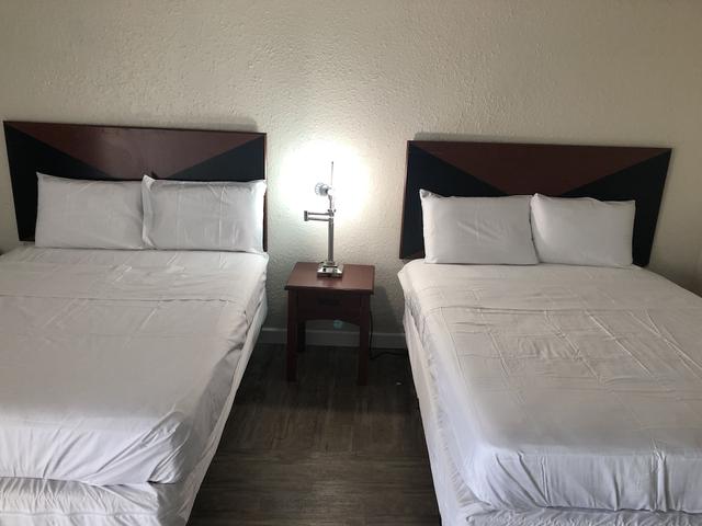 بيترسبورج فا هوتل