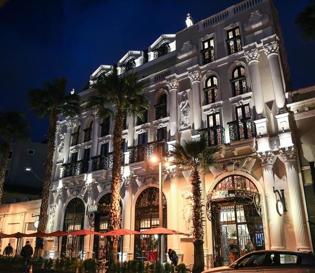 هوتل إيبيدامن