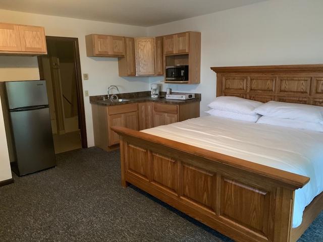 إيجل فيو موتل آند ريتريت