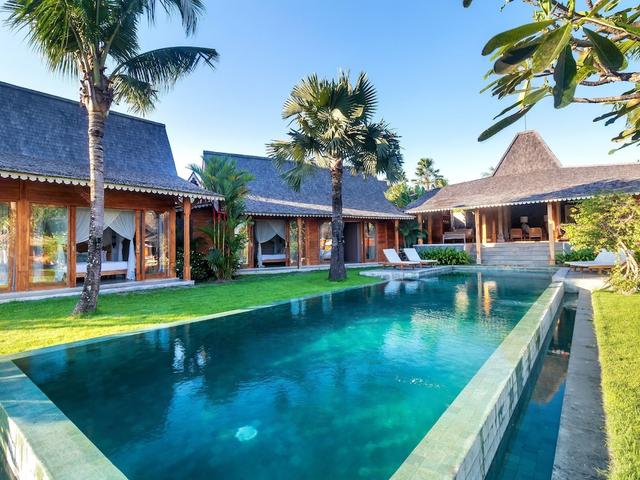 فيلا ماناو باي فيّا فيندر