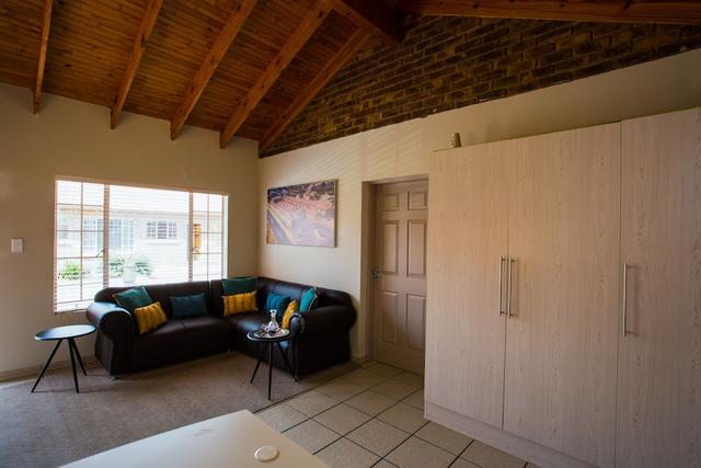 رودمان تاون هاوسيس